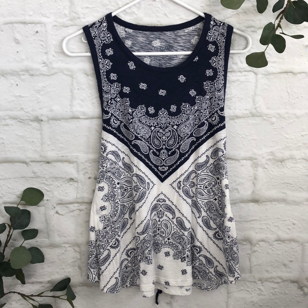Lucky Brand tie back Paisley tank top M